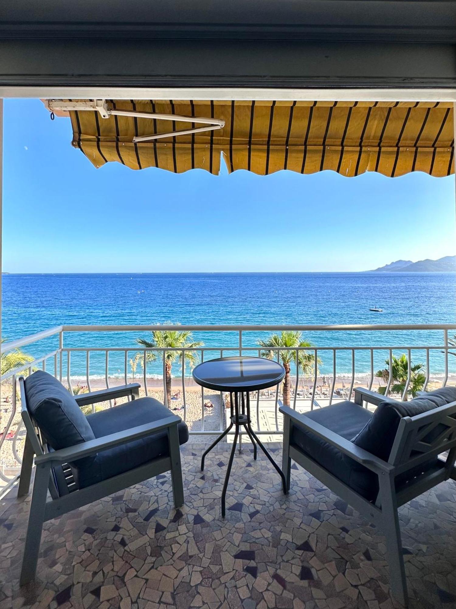 Plage Du Midi- Vue Sur Mer Standing Presta Cannes Exterior photo